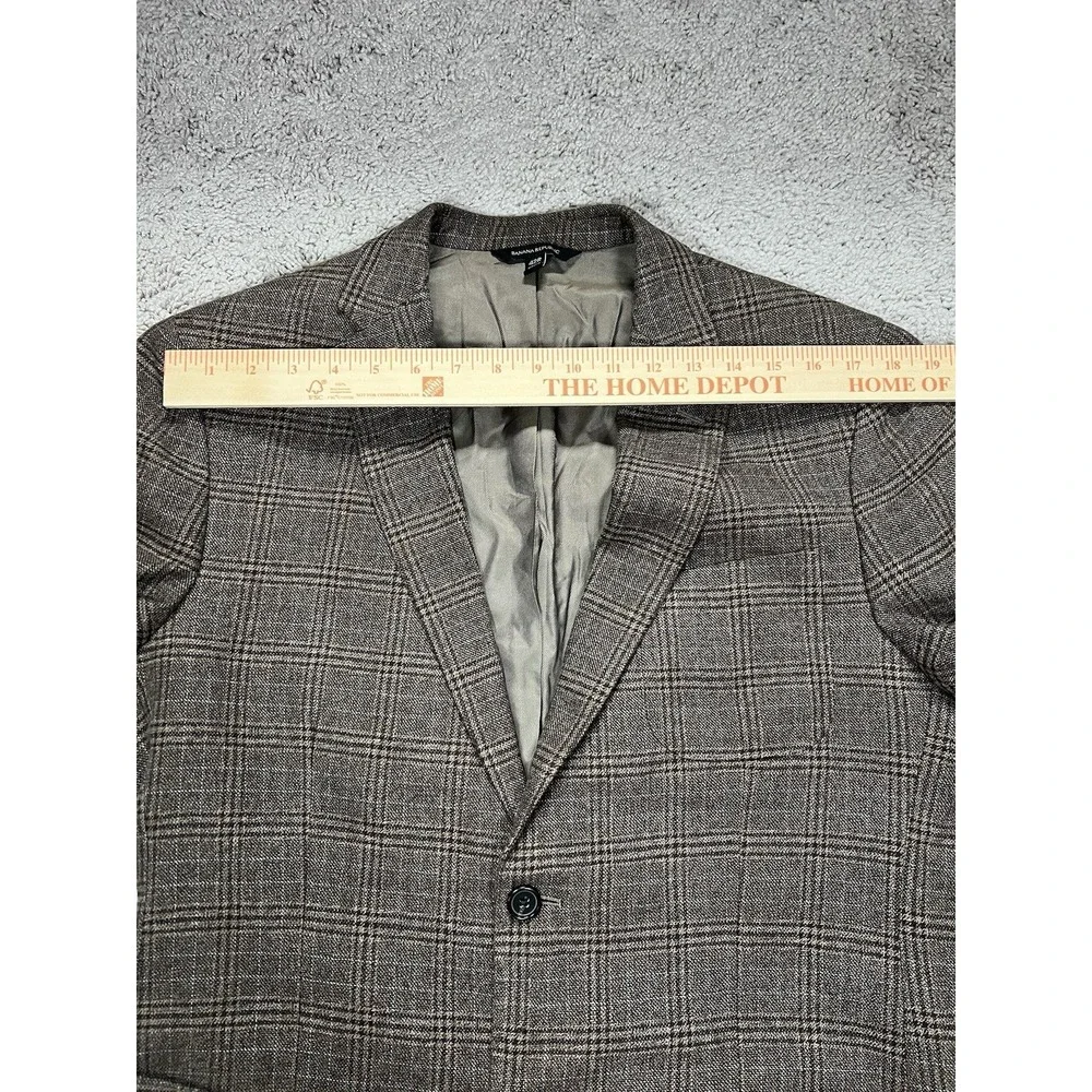 Men's Banana Republic Slim Fit Brown Plaid Blazer Size 42R Single‎ Breasted